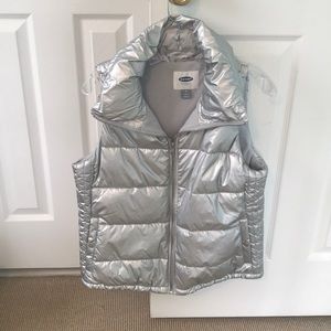 Old Navy puffy vest size M